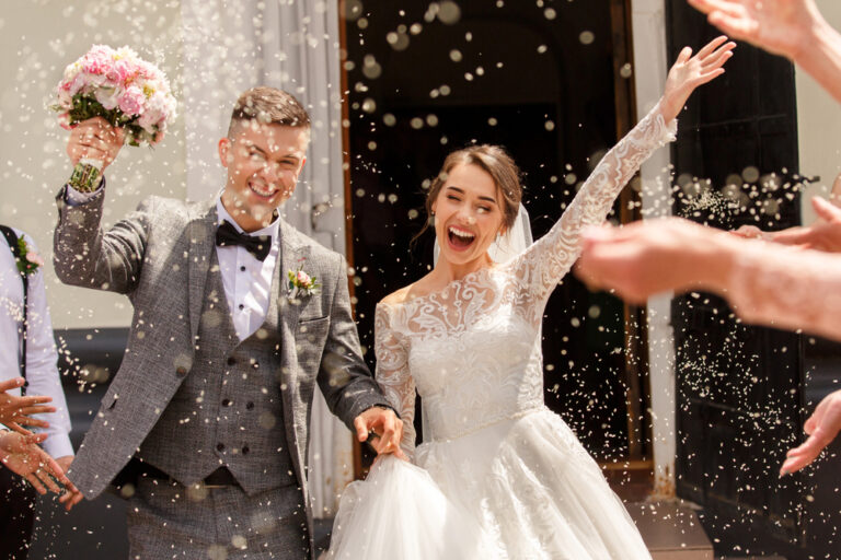 6 Classic Wedding Traditions Everyone Should Know About
