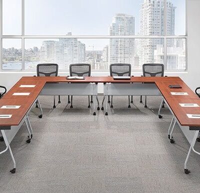 Setting Up The Perfect Training Environment: How To Choose The Right Tables For Your Training Room